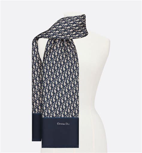 dior toile oblique navy blue stole|Dior Navy Blue Oblique Silk Stole For Sale at 1stDibs.